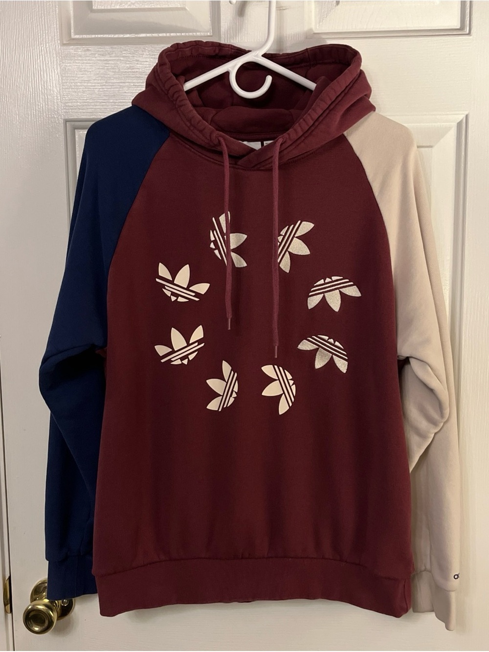 Adidas Originals Colorblock Hoodie Multi Trefoil CirclePullover Sweatshirt Men M
